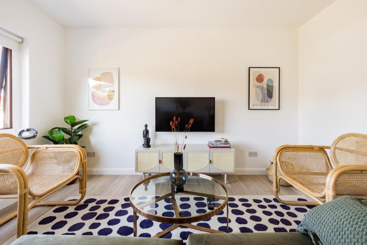 The Finchley Bolthole - Delightful 2bdr Flat Londen
